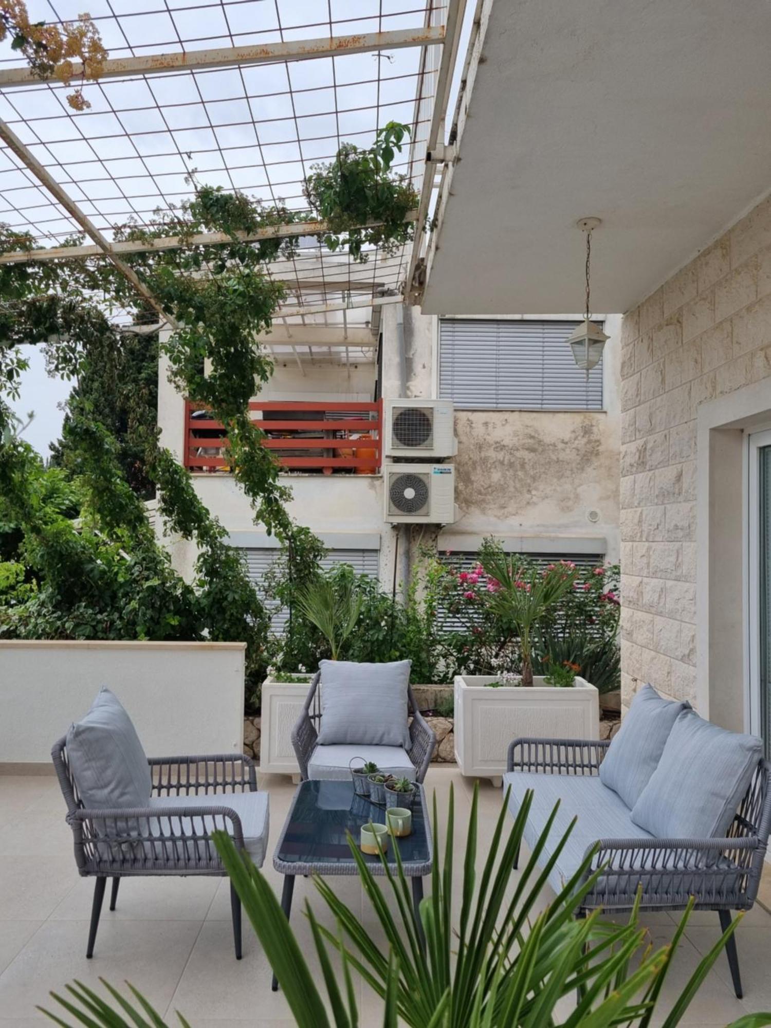 Villa Ante Apartments Blace Ngoại thất bức ảnh